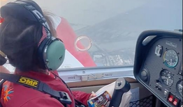 开飞机视频,揭秘开飞机的精彩瞬间